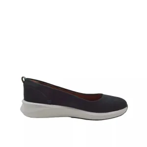 Clarks - Womens Un Rio Vibe Shoes