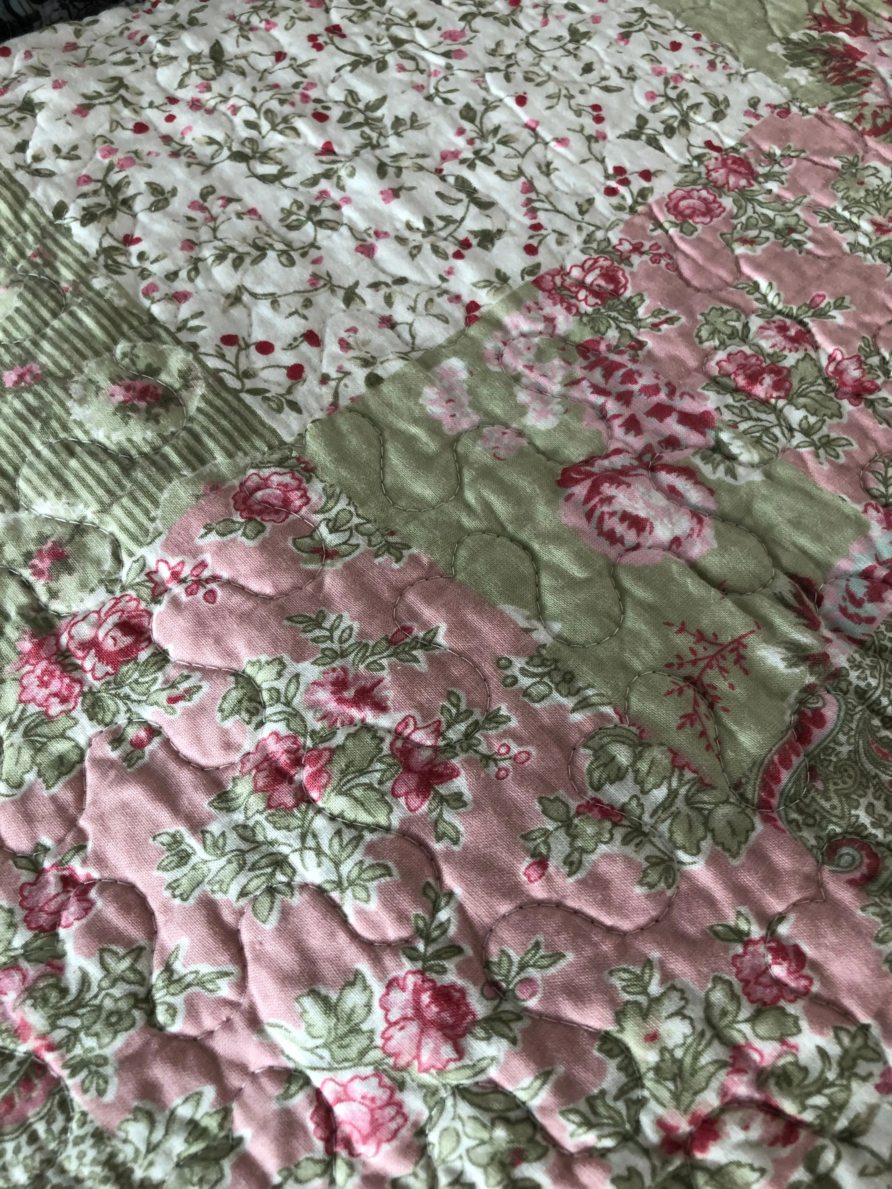 Cottage Sprig King Single Quilted Coverlet Bedcover & one Pillow Case Set