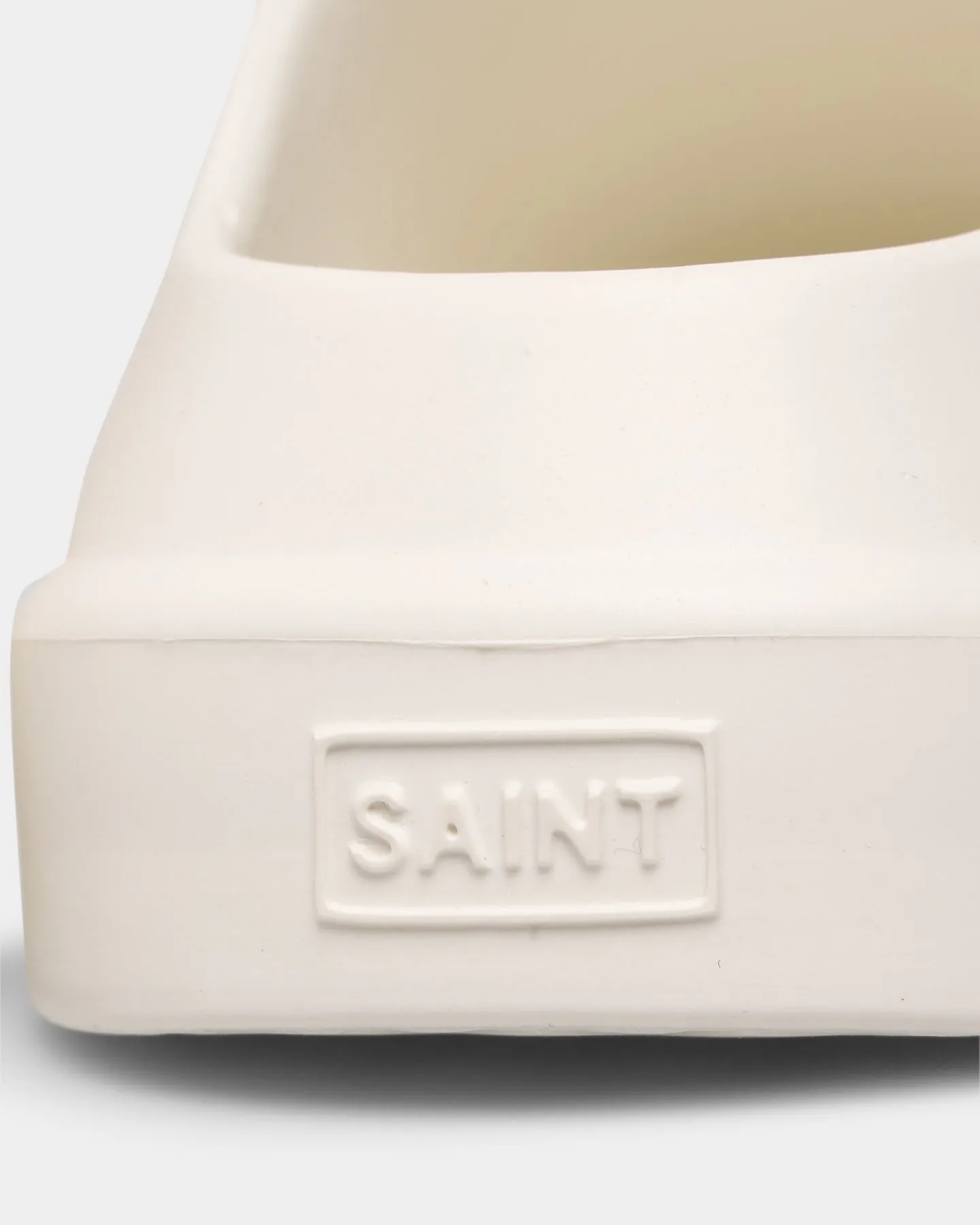 Saint Morta Flow Slides Ivory