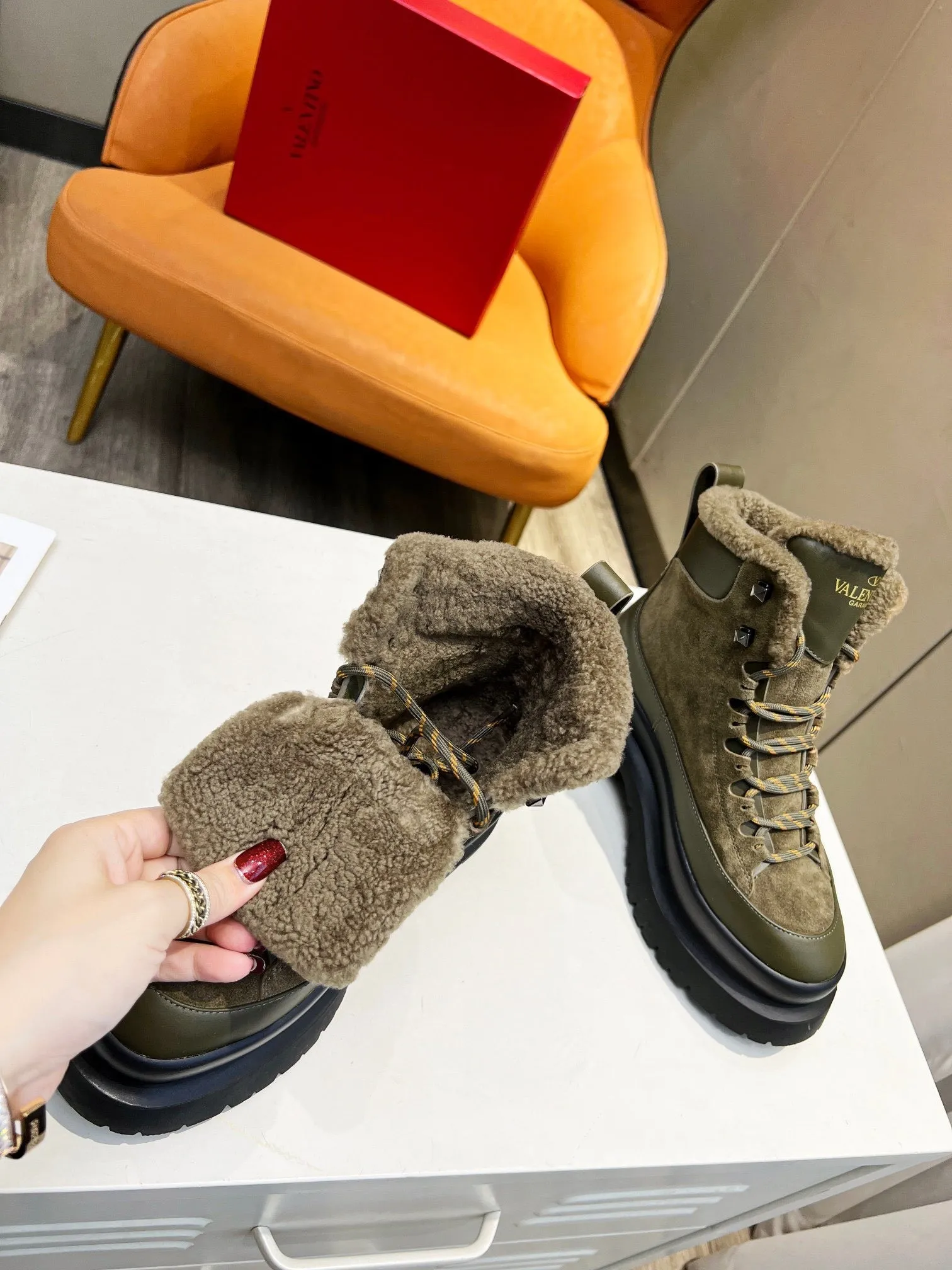 SE1190 Valention Lace-up Boots / Size5-10